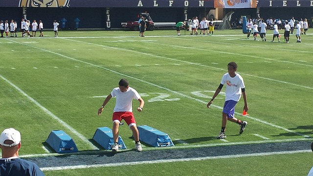 疫情常态化 健身房该该何去何从？.